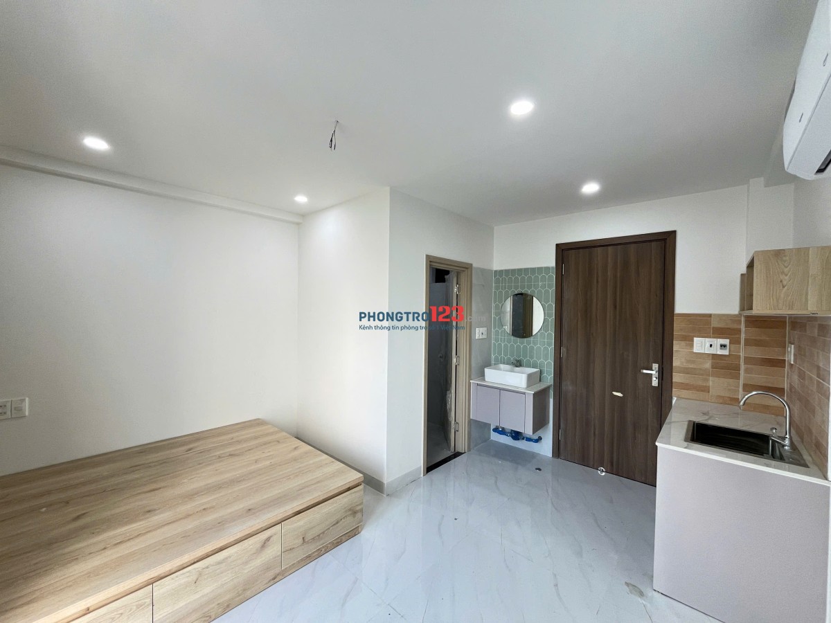 Căn hộ ban công full nội thất mới xây, ngay NVLinh gần NTThập, cầu Phú Mỹ, Lotte mart