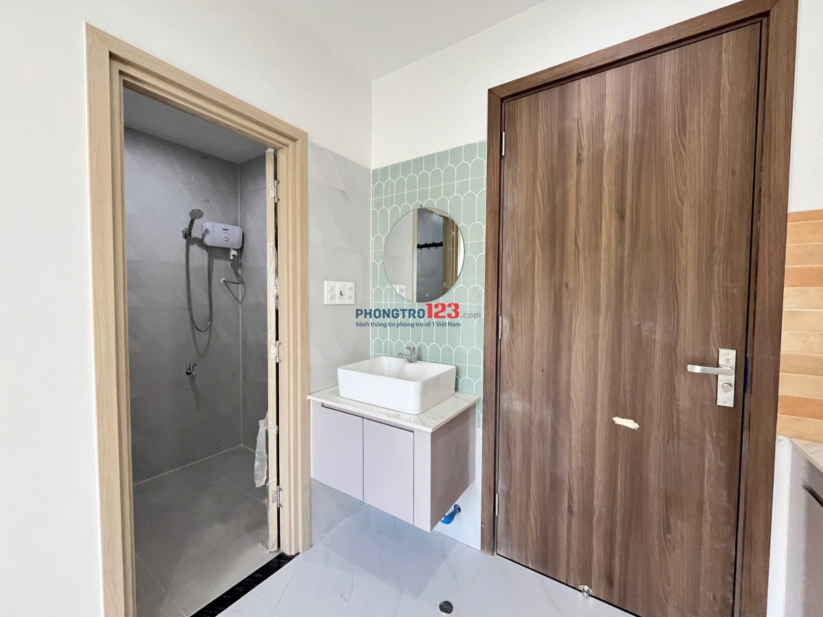 Căn hộ ban công full nội thất mới xây, ngay NVLinh gần NTThập, cầu Phú Mỹ, Lotte mart