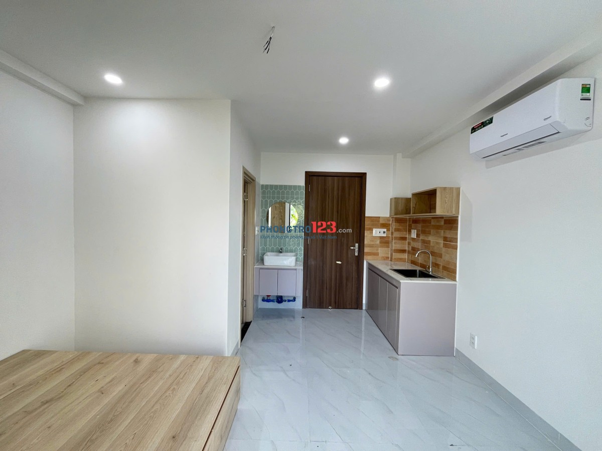 Căn hộ ban công full nội thất mới xây, ngay NVLinh gần NTThập, cầu Phú Mỹ, Lotte mart