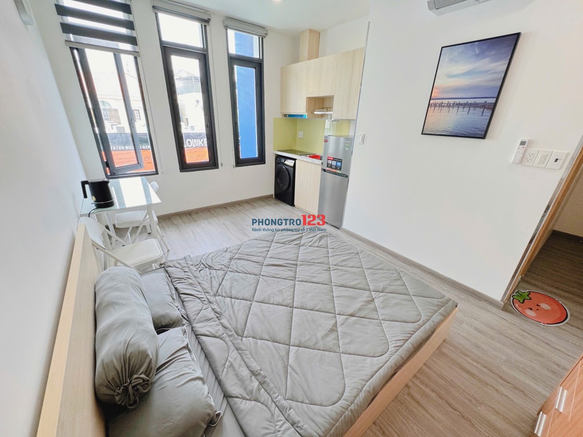 TRỐNG 1 CĂN HỘ FULL NỘI THẤT BÌNH THẠNH, SIÊU THOÁNG, MÁY GIẶT RIÊNG, CHỈ TÍNH ĐIỆN