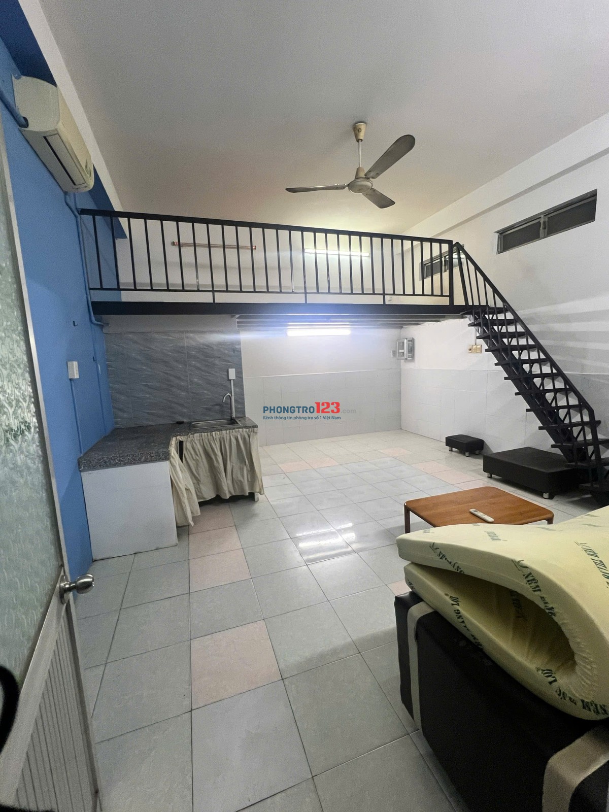 CHO THUÊ PHÒNG RỘNG THẤT CĂN BẢN 224 NGUYỄN VĂN QUÁ.QUẬN 12(Phù hợp ở nhóm /gia đình,cặp đôi)