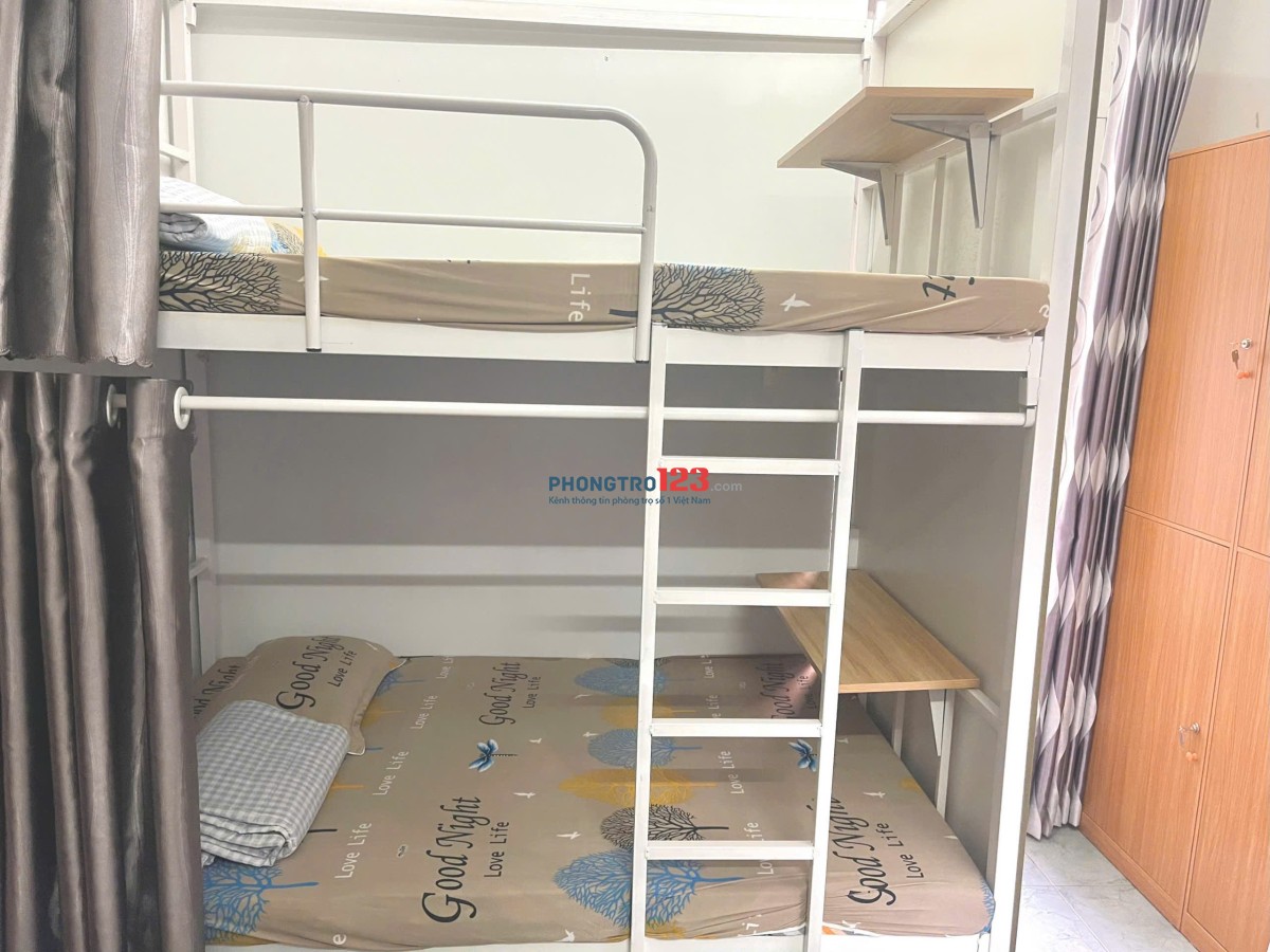 KTX tư nhân Thủ Đức giá rẻ 1.6tr. Full nội thất, bếp, máy giặt, bao điện nước, giường 1m2