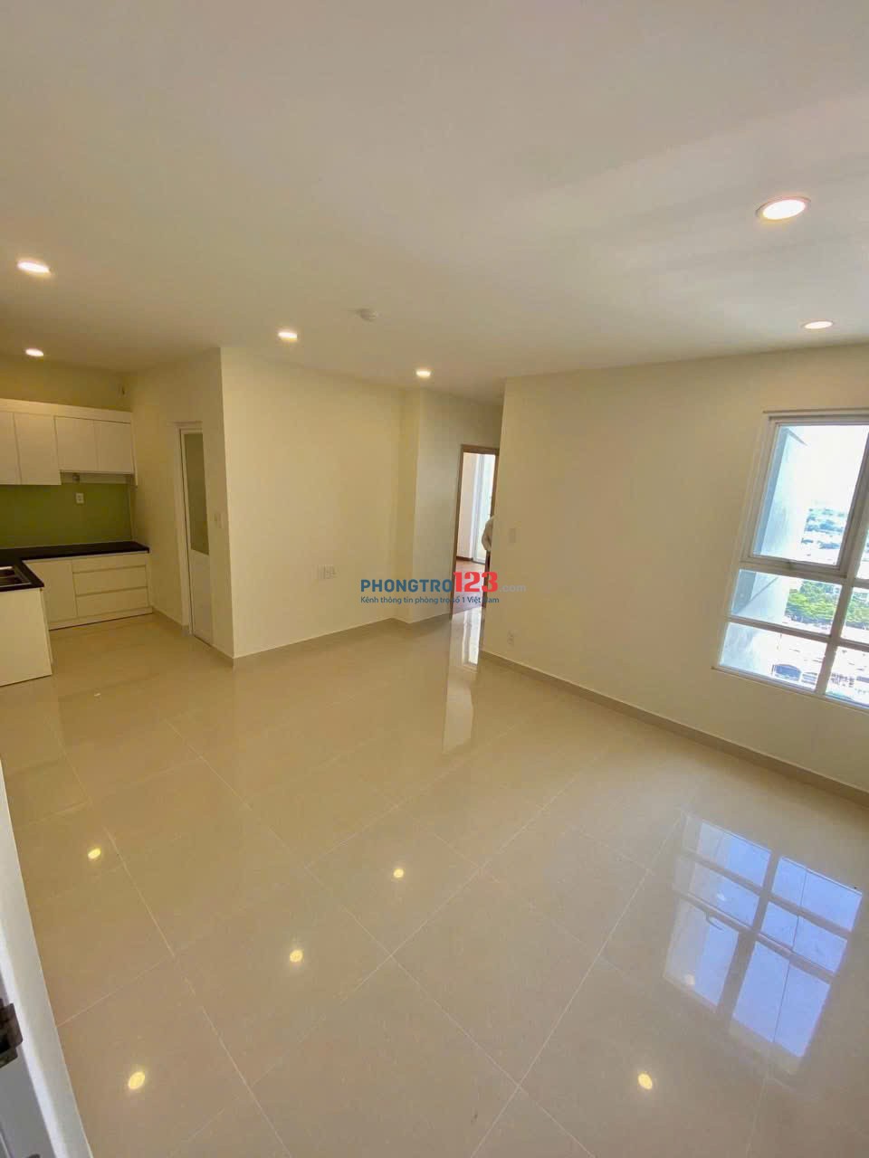 Chung cư Cộng Hoà Plaza, Tân Bình: 95m2, 3p ngủ, 14tr/tháng, NTCB