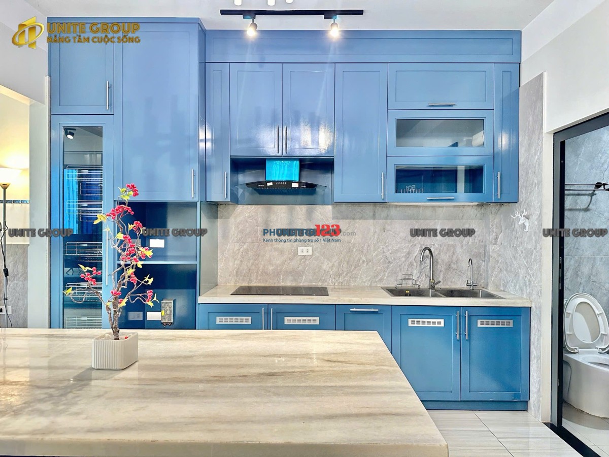 Căn hộ ban công,cửa sổ rộng full nội thất đường HQViệt q7,gần HTPhat,trường qte Canada,Phú Mỹ Hưng