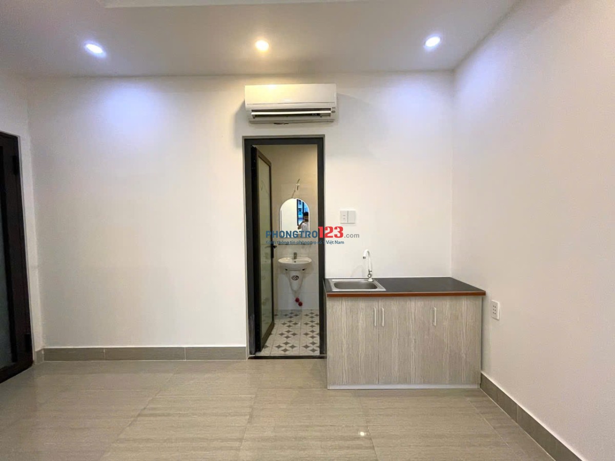 TRỐNG SẴN 2P CÓ NỘI THẤT SÁT CẦU THAM LƯƠNG,PHAN VĂN HỚN, TRƯỜNG CHINH, FREE XE MÁY CÓ THỂ Ở LIỀN