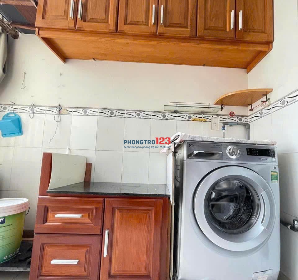 Chung Cư Ngô Tất Tố căn 2p ngủ, nội thất giá 12tr/th