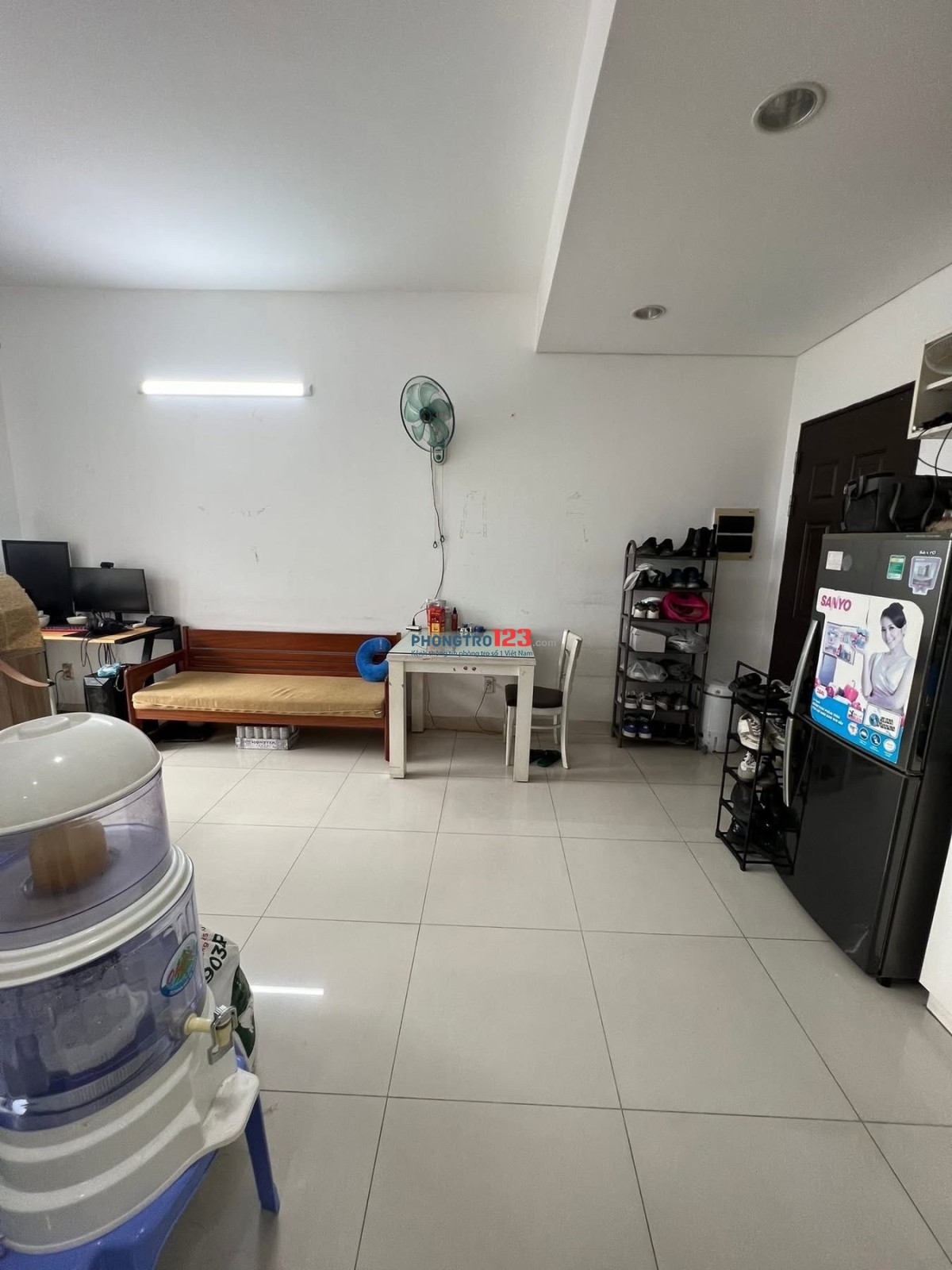 Mình cần tìm 2 bạn nam ở ghép, nhà rộng rãi, thoáng mát, full tiện nghi