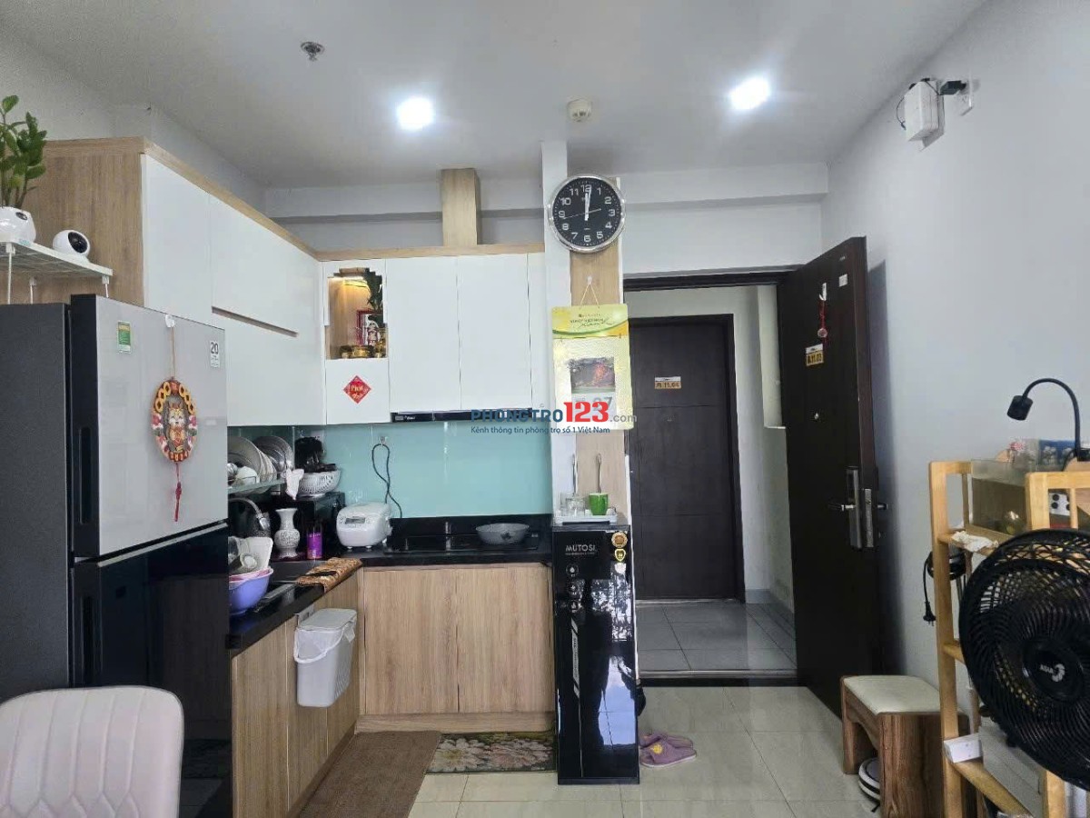 C/c Phúc Yên, Phan Huy Ích, TB, 77m2, Lầu Trung, 2PN, 2WC, giá 10tr/th.