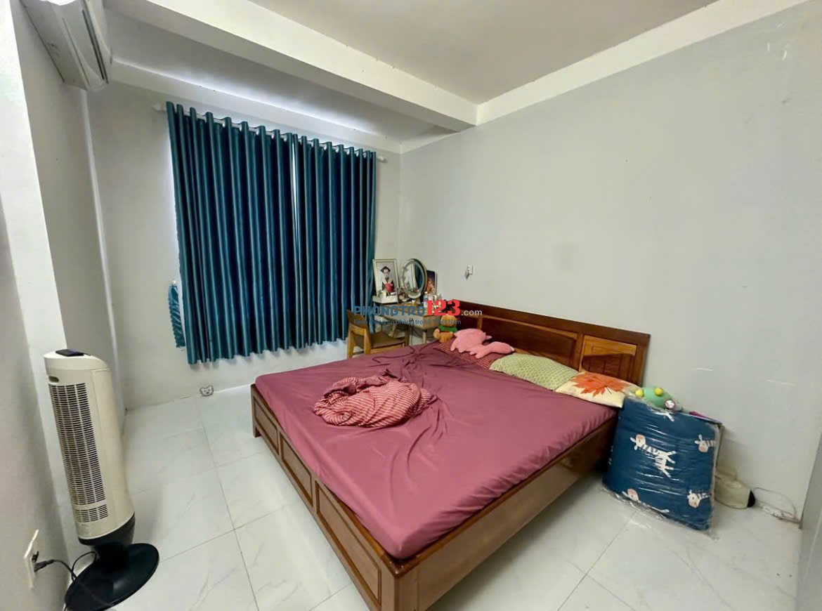 Chung cư Ngô Tất Tố, P.19, BT: 2PN, WC, có NTCB, 12tr/th, 80m2.