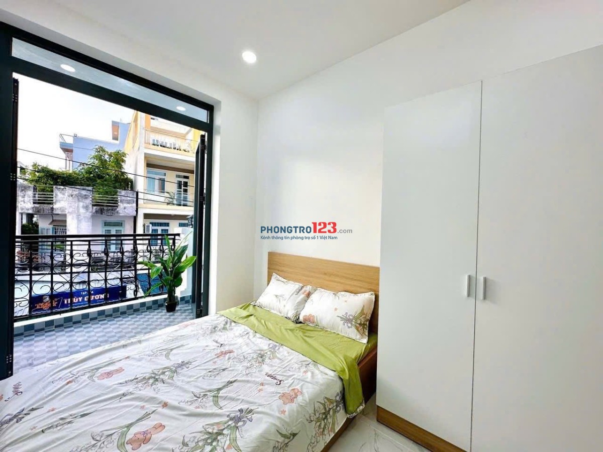 CHO THUÊ CĂN HỘ 35M2 BANCOL LỚN