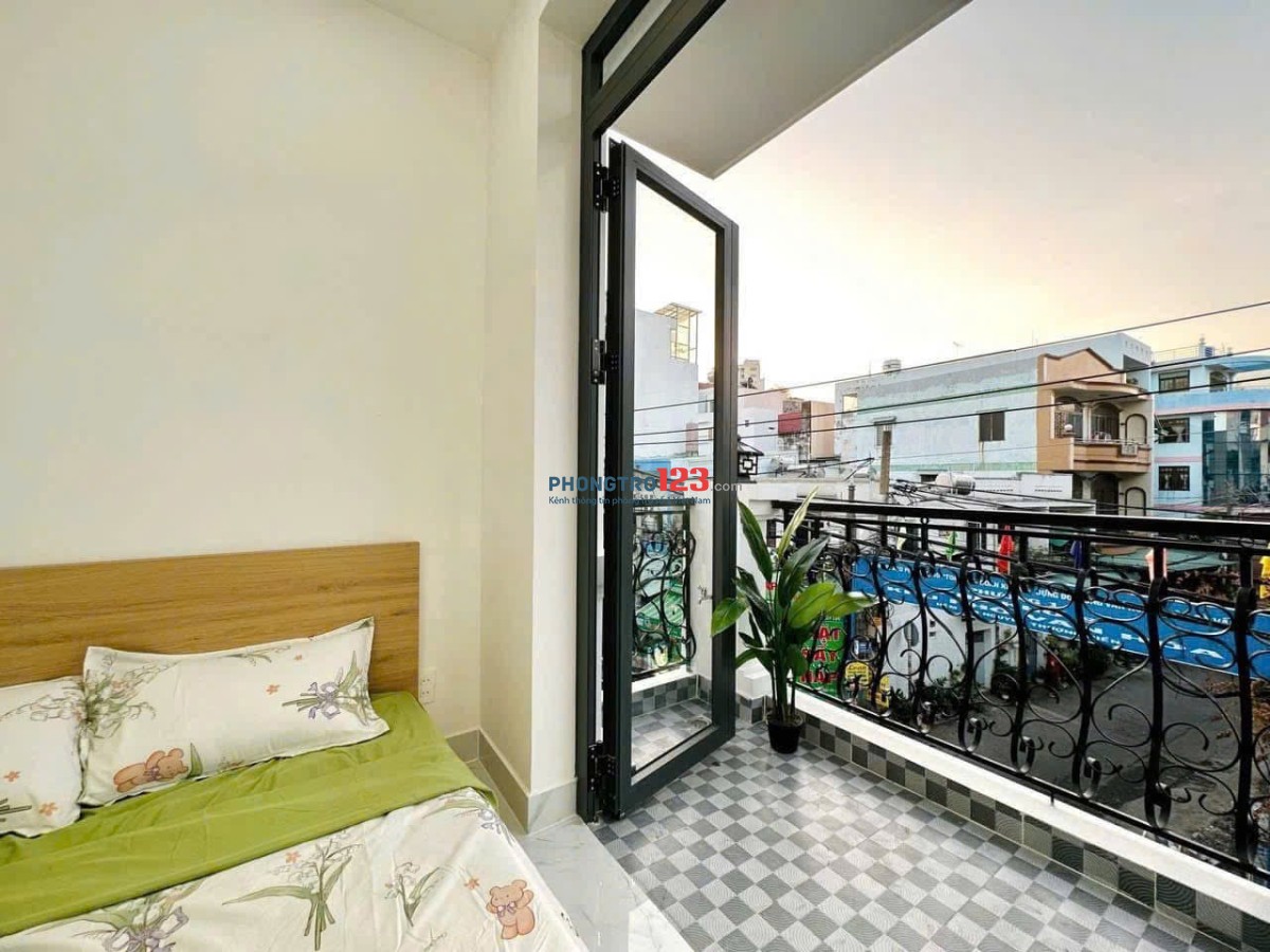 CHO THUÊ CĂN HỘ 35M2 BANCOL LỚN