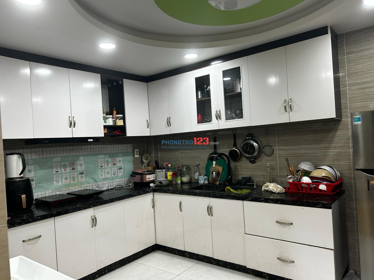 CHO THUÊ PHÒNG TRONG NHÀ NGUYÊN CĂN – KHÔNG CỌC – CUỐI THÁNG DỌN VÀO