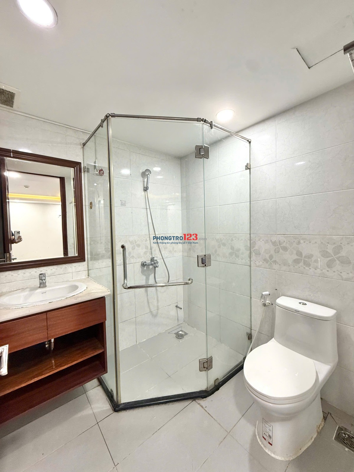 Căn Hộ Mới Xây Cạnh Bờ Kè Hoàng Sa, giá 5tr5
