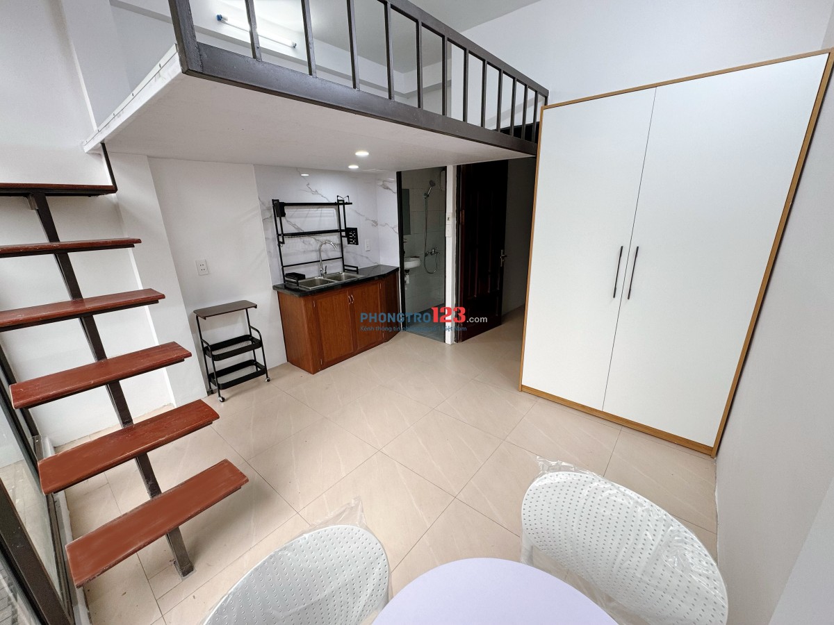  PHÒNG FULL ĐỒ – THANG MÁY – BẠCH MAI 