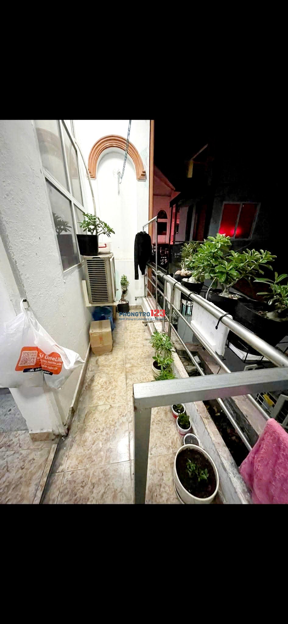 Cho Thuê Phòng Q3, rộng rãi thoải mái. cửa sổ ban công tolet riêng.3tr1