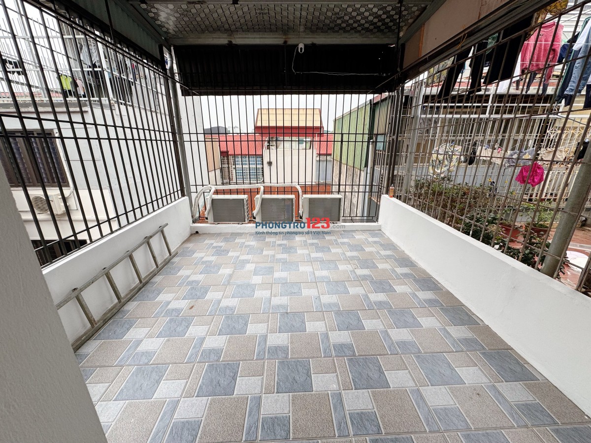  PHÒNG FULL ĐỒ – THANG MÁY – BẠCH MAI 