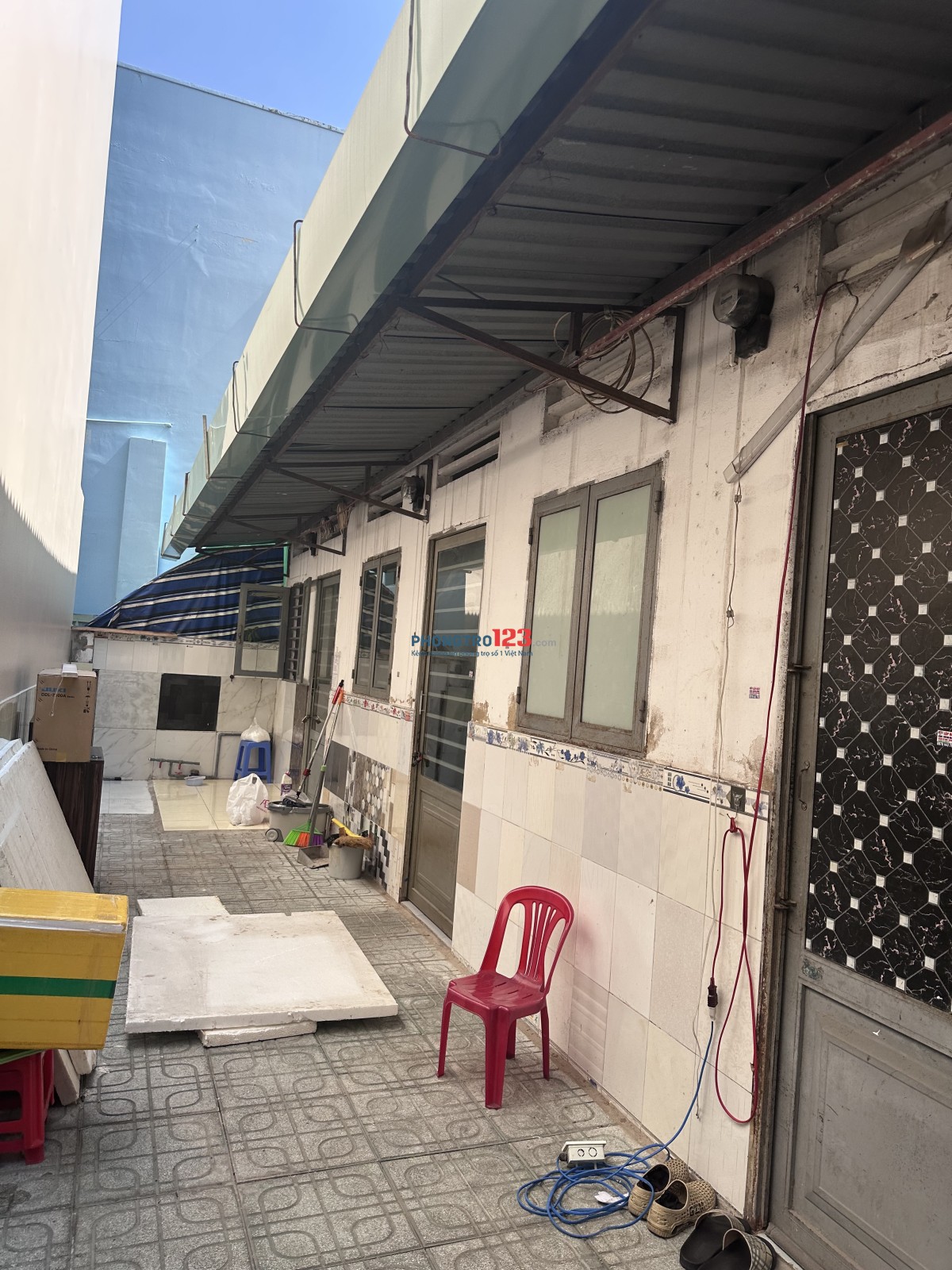 Cho Thuê Phòng Trọ chủ yếu cho gia đình 2vc va con, 1-2 dua hoặc ở 2 người 2 xe máy