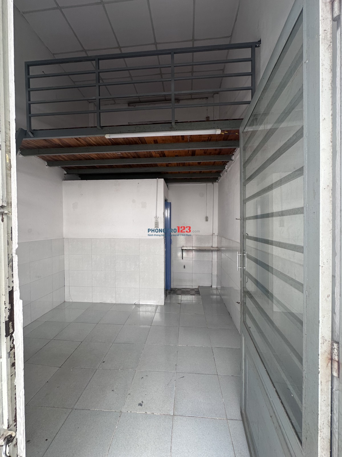 Cho Thuê Phòng Trọ chủ yếu cho gia đình 2vc va con, 1-2 dua hoặc ở 2 người 2 xe máy