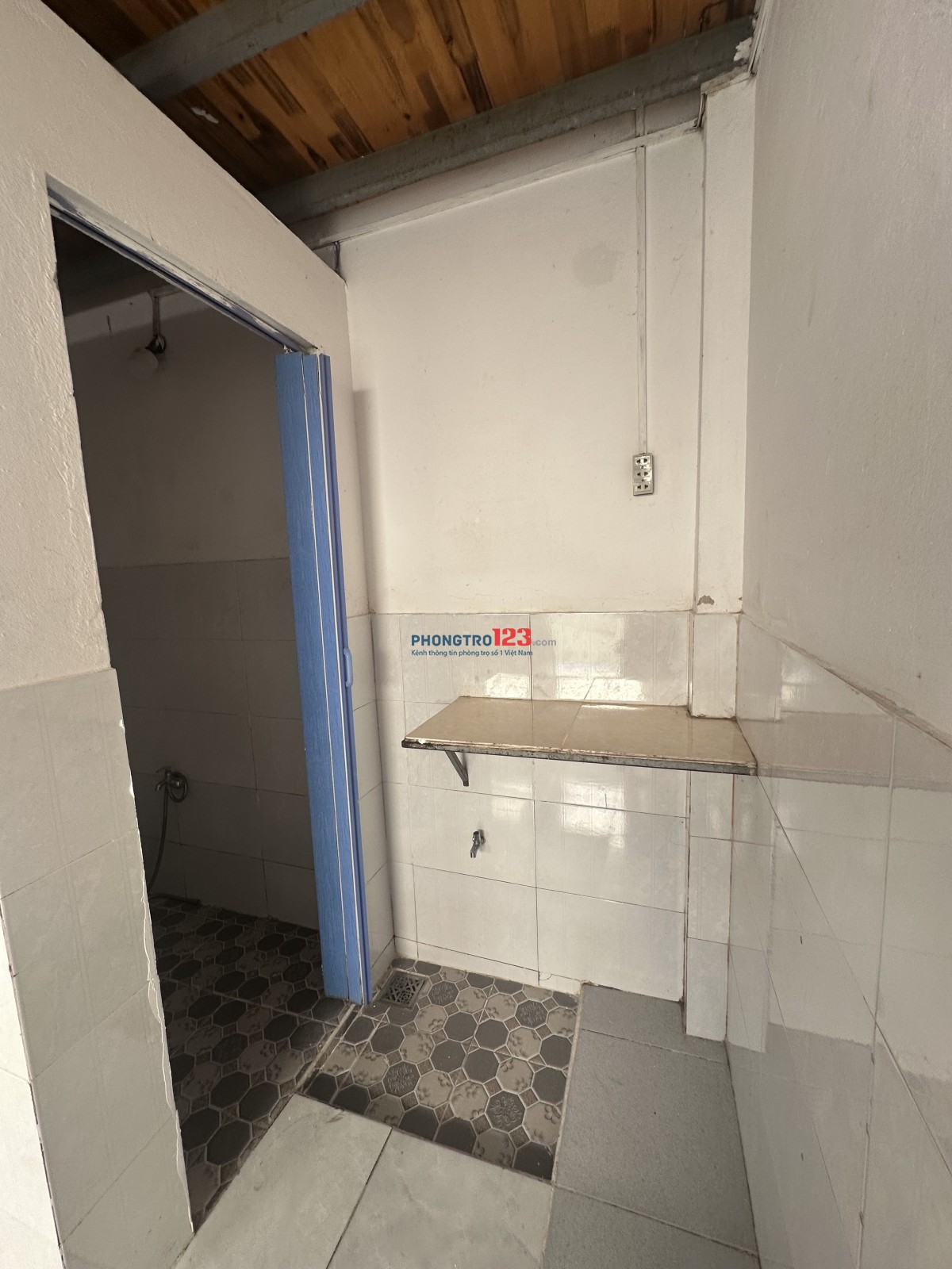 Cho Thuê Phòng Trọ chủ yếu cho gia đình 2vc va con, 1-2 dua hoặc ở 2 người 2 xe máy