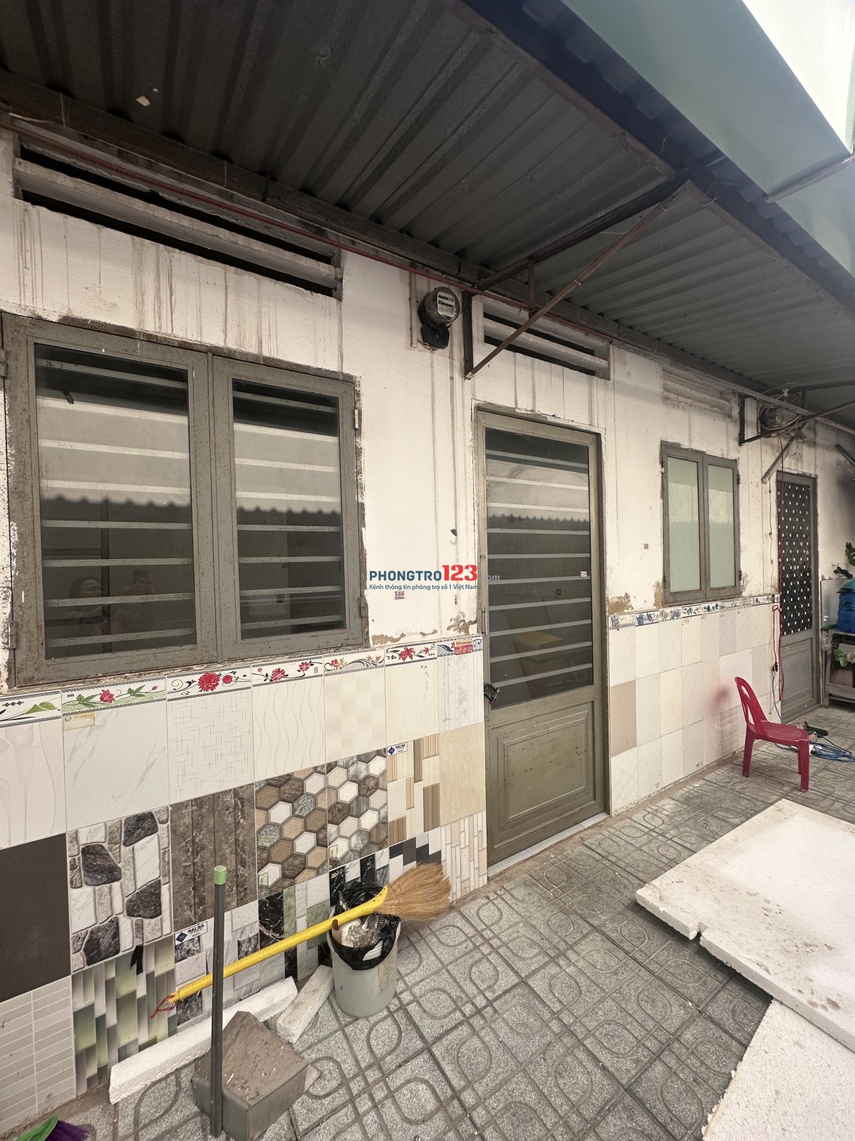 Cho Thuê Phòng Trọ chủ yếu cho gia đình 2vc va con, 1-2 dua hoặc ở 2 người 2 xe máy