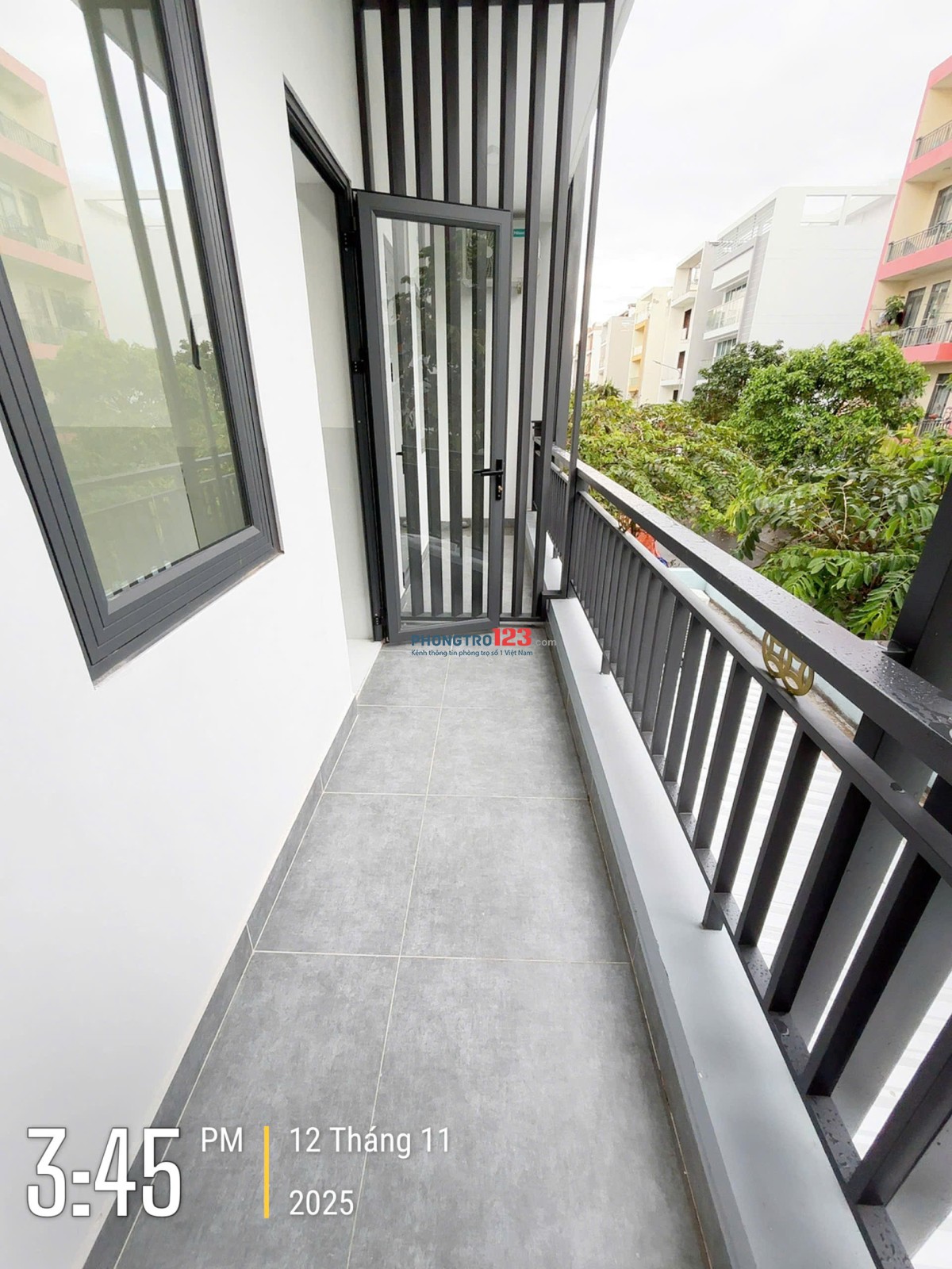 Cho thuê chdv gần citisoho Cát Lái full nt có ban công 4tr5 Ở được ngay 