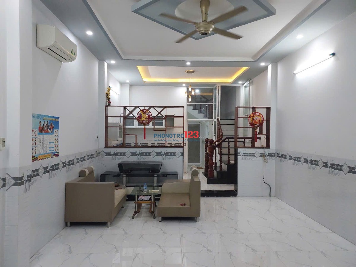 NHÀ CHO THUÊ - 1 TRỆT 1 LẦU Gần Trường Đại Học Y Dược Cần Thơ