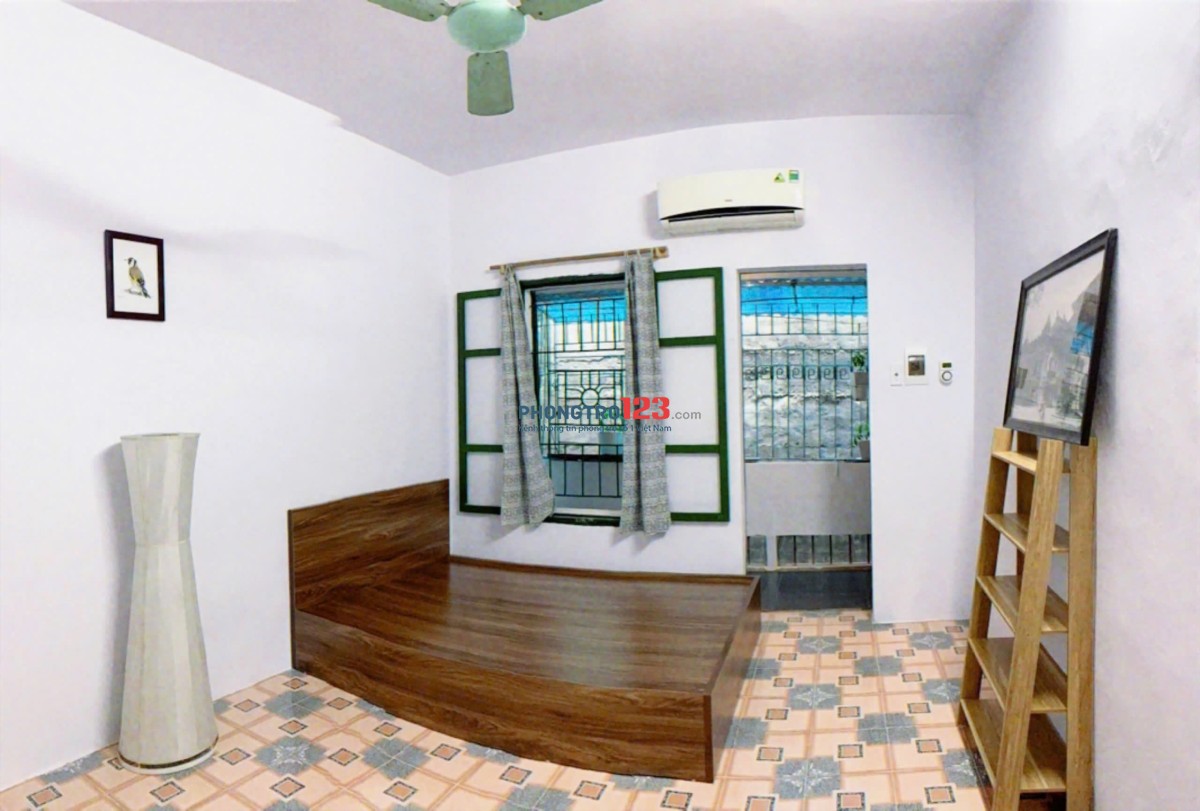 Chính chủ cho thuê căn hộ 50m2, 2PN, Trần Quốc Toản, phù hợp 2-4 người