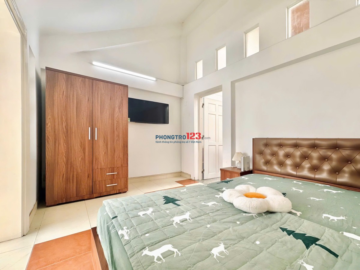  PHÒNG FULL NỘI THẤT – BAN CÔNG – PHÚ NHUẬN