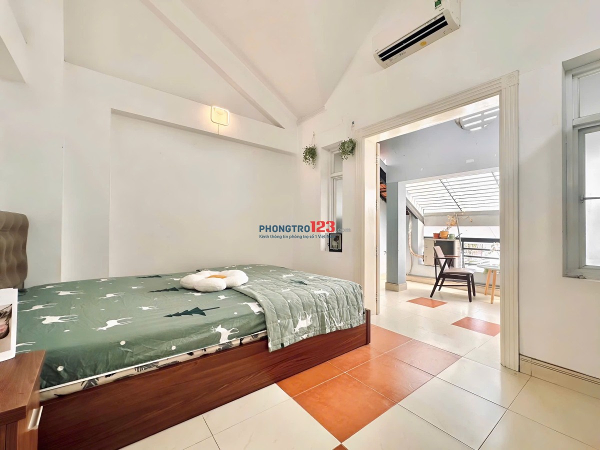  PHÒNG FULL NỘI THẤT – BAN CÔNG – PHÚ NHUẬN