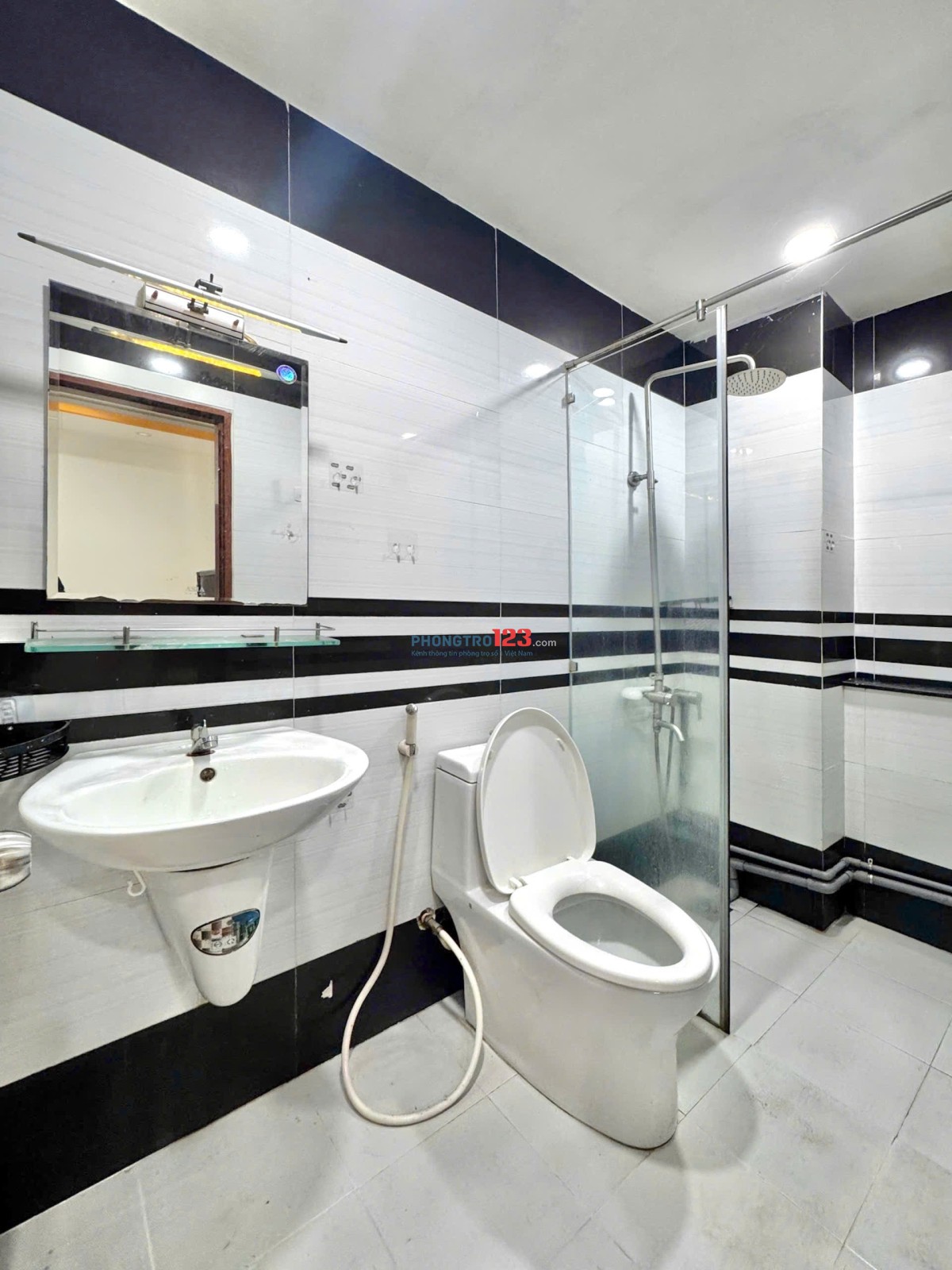 PHÒNG FULL NỘI THẤT – BÌNH THẠNH ( GẦN TRUNG TÂM )