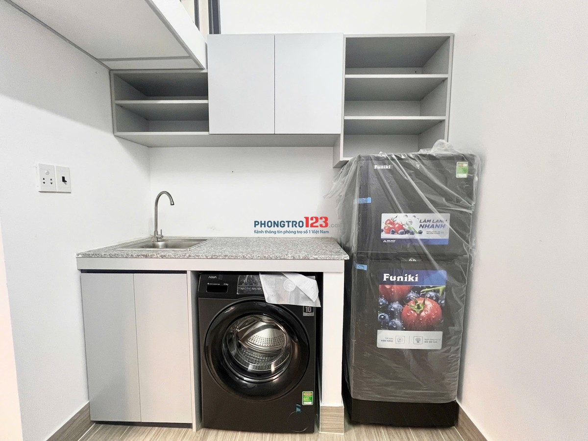 Trống sẵn Phòng Trọ Có Gác, Cửa sổ, Máy giặt riêng Bình Thạnh gần Ngã Tư Hàng Xanh, Thị Nghè Q1