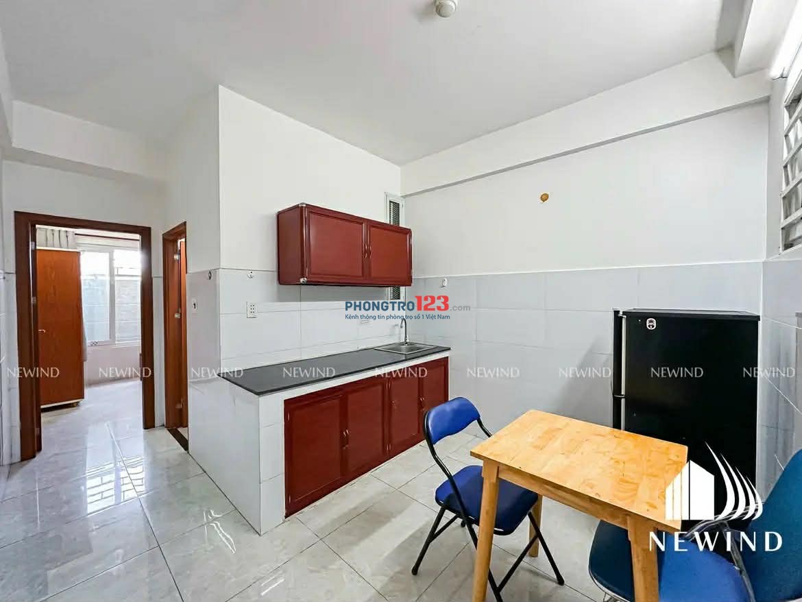 Cho thuê CHDV tách bếp, 1 phòng ngủ riêng