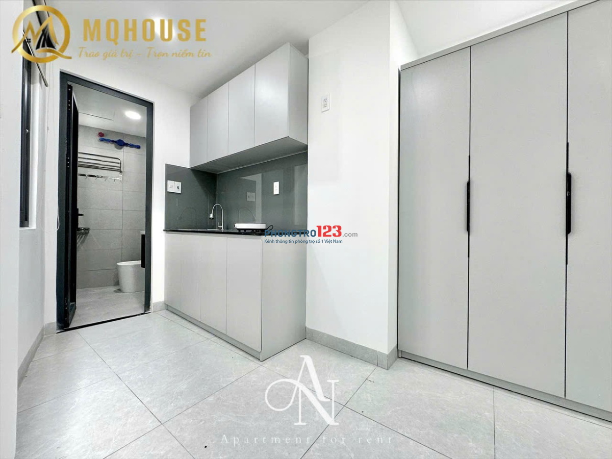 Phòng trọ cửa sổ trời thang máy 32m2 Phan Xích Long quận Phú Nhuận, gần chợ Tân Định, Trường Sa, q.1