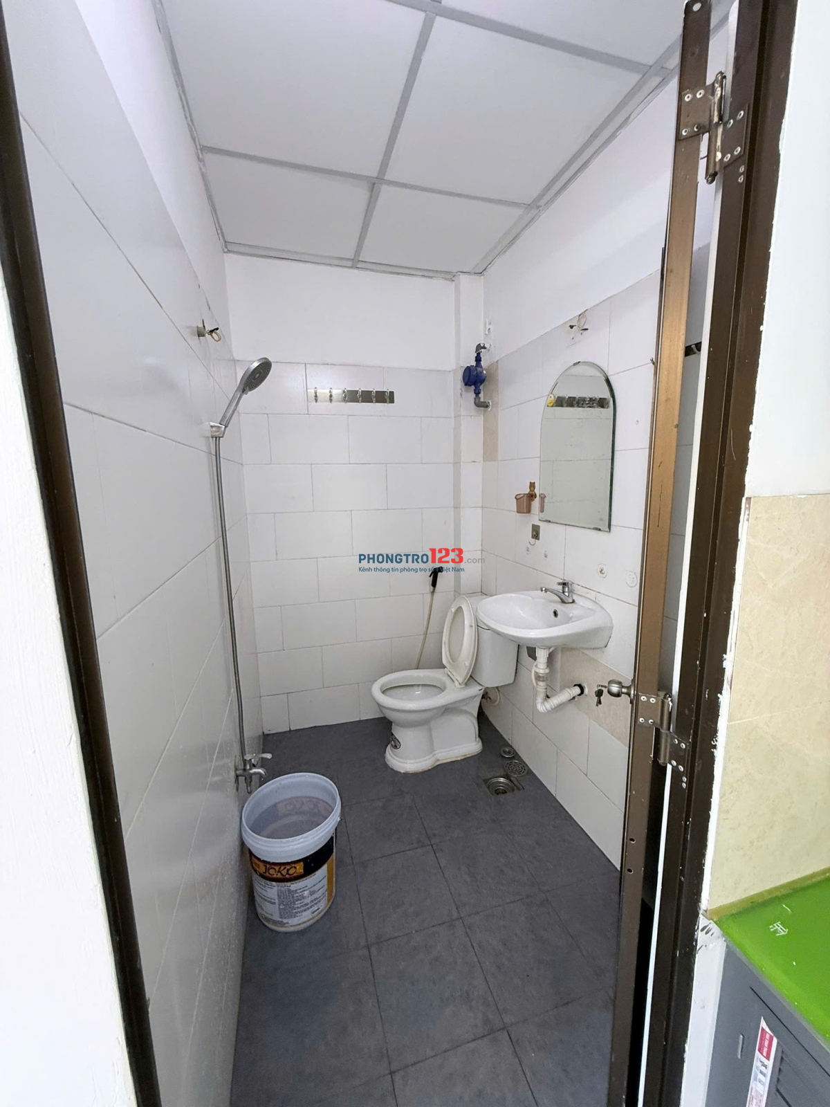 Phòng trọ ban công chung Chu Văn An Bình Thạnh, gần đại học Hồng Bàng, đường Xô Viết Nghệ Tĩnh, q.1