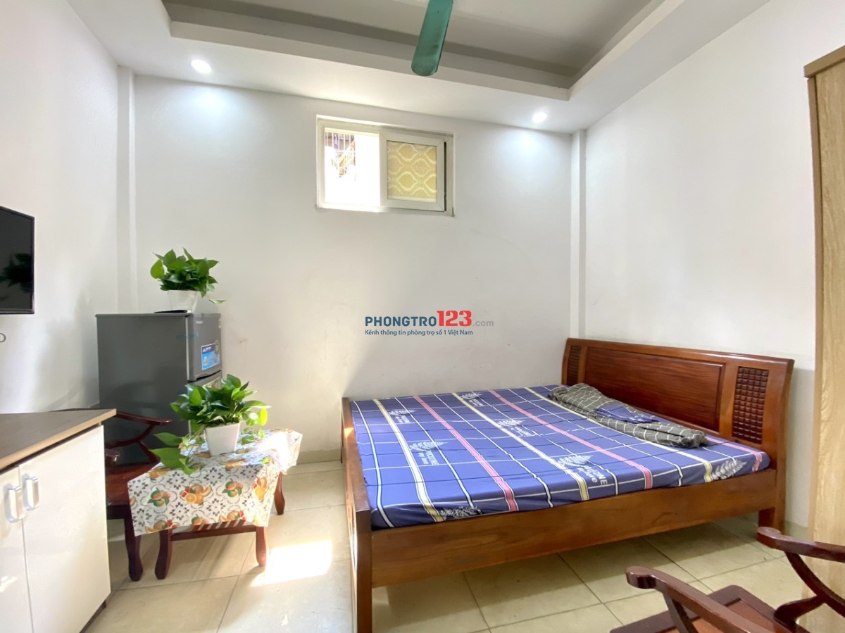 Phòng 301 khép kín giá rẻ 3,3 tr trần duy hưng, cầu giấy