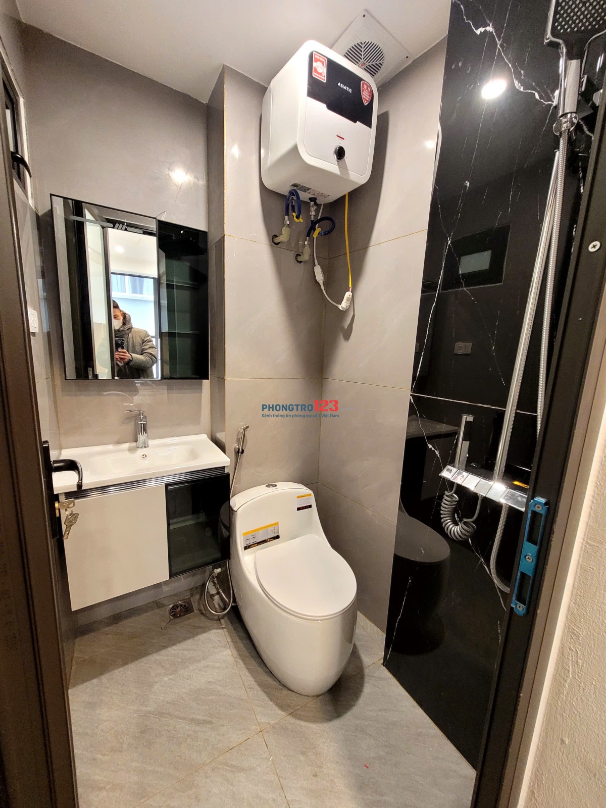 Chính chủ cho thuê căn hộ mini khép kín full đồ nhà mới đẹp ban công thoáng mát giá chỉ từ 4.3 triệu