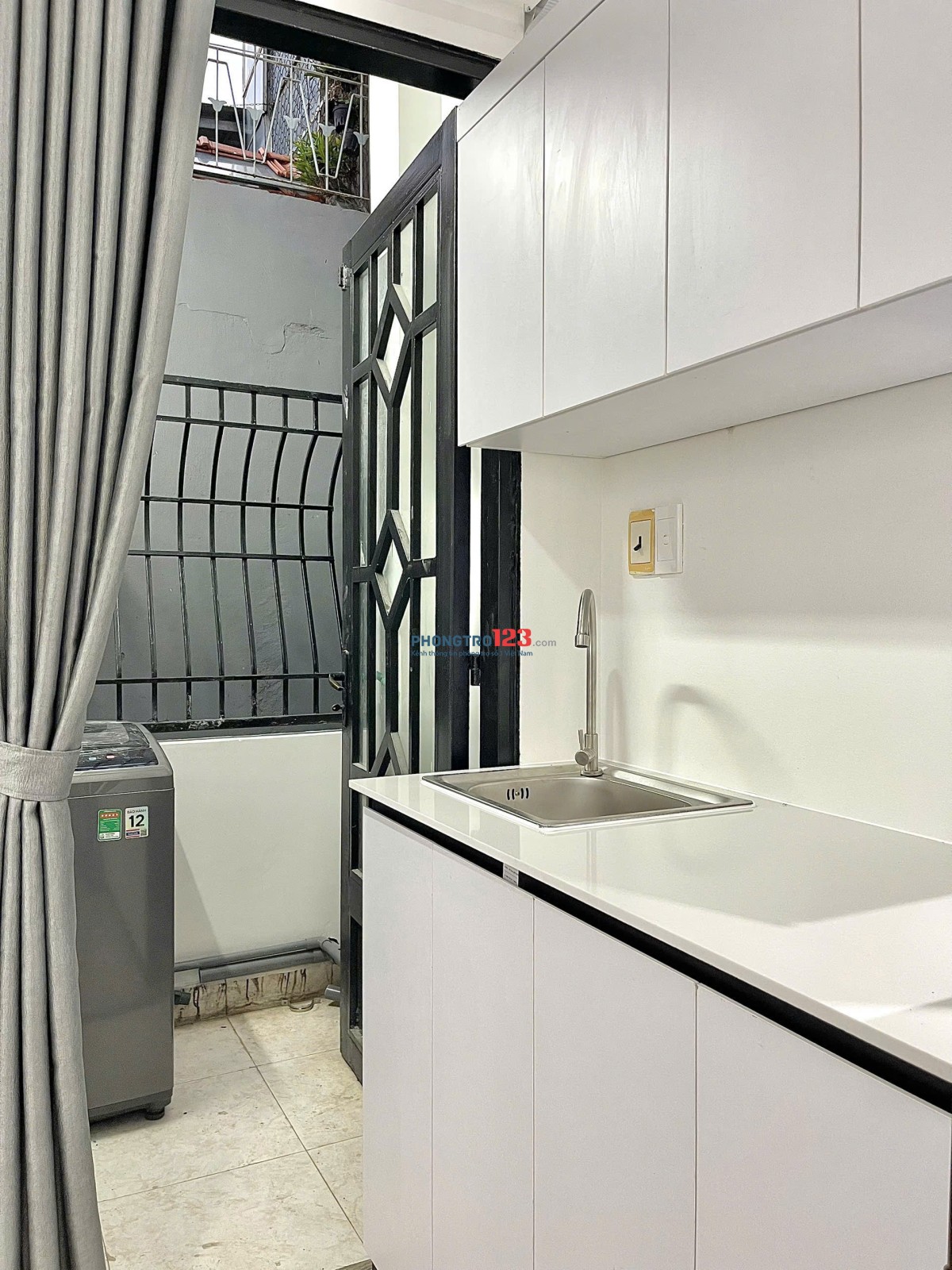 TRỌ PHÚ NHUẬN GẦN Q1,Q3 - 34m2 BAN CÔNG THOÁNG MÁY GIẶT RIÊNG MỚI 100% - PHAN ĐÌNH PHÙNG - PHÚ NHUẬN