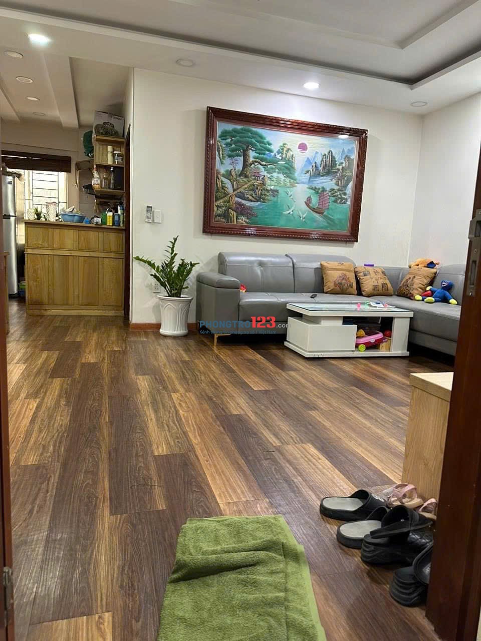 Chung cư Kỳ Đồng, P9, Q3: 2p ngủ rộng, ban công, 65m2, có nội thất, 11tr/th