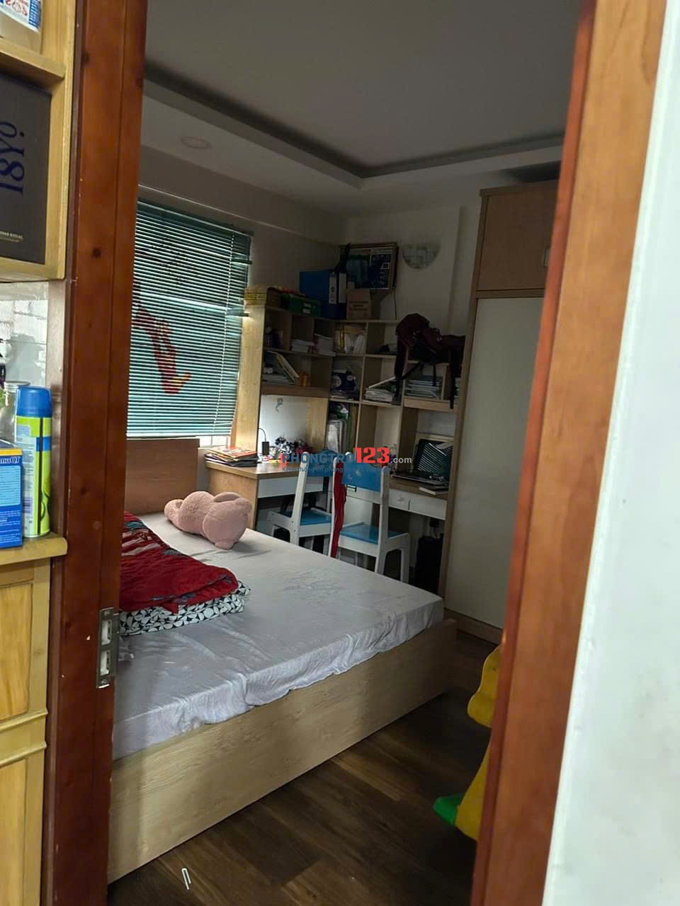 Chung cư Kỳ Đồng, P9, Q3: 2p ngủ rộng, ban công, 65m2, có nội thất, 11tr/th