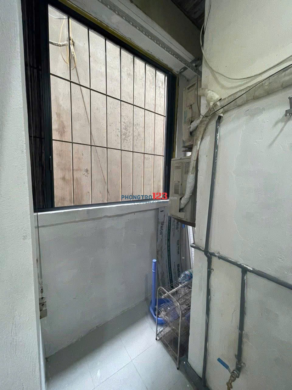 Chung cư Nguyễn Trãi, P9, Quận 1, 70m2, 2PN, 1WC, Nội thất, 11tr/tháng.