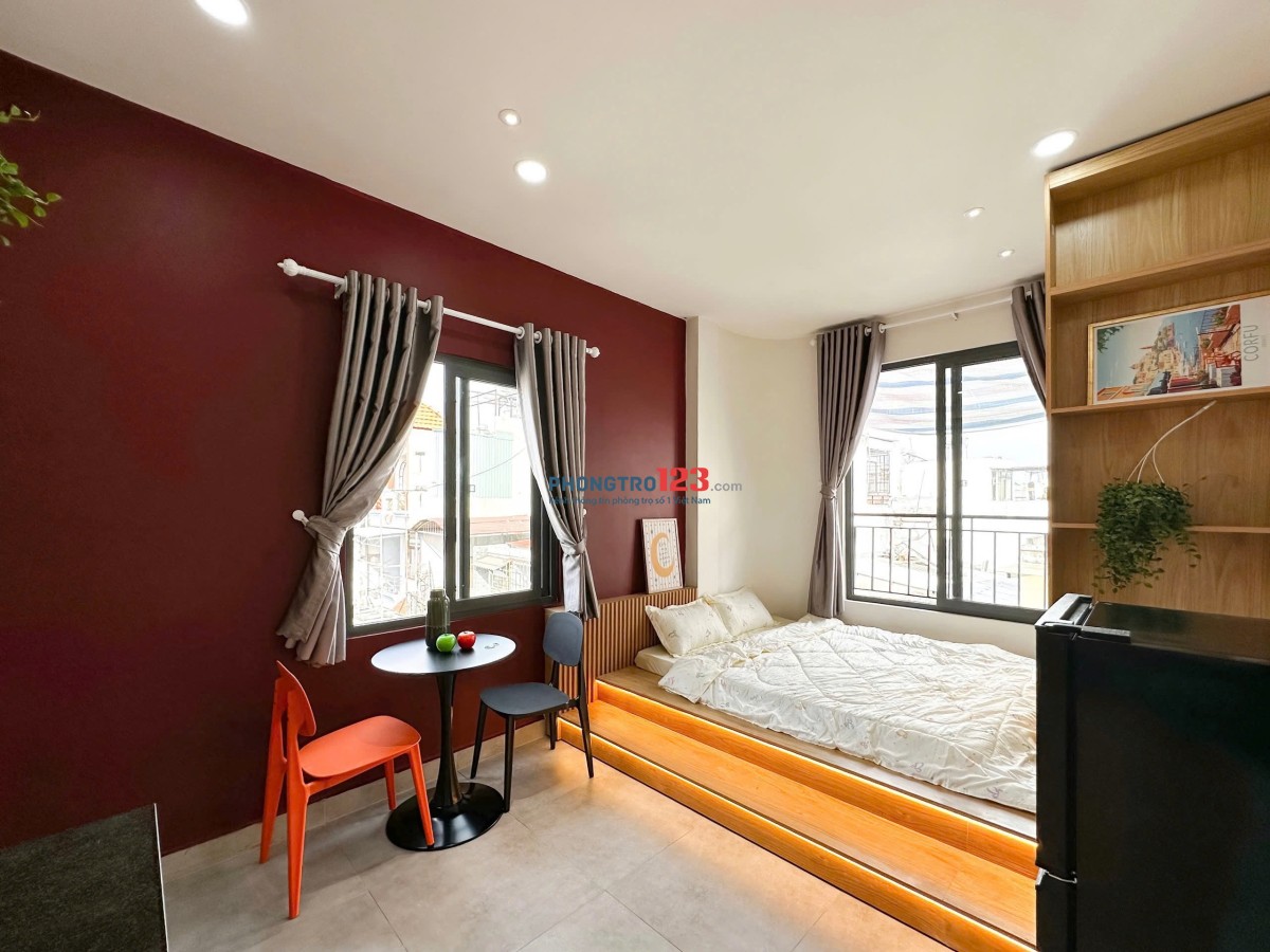 Cho Thuê Studio Ban Công Quận 10 – Full Nội Thất, Thang Máy, Dọn Vào Ở Ngay!