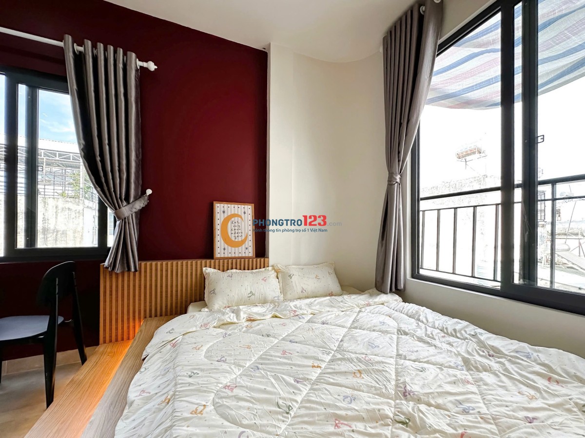 Cho Thuê Studio Ban Công Quận 10 – Full Nội Thất, Thang Máy, Dọn Vào Ở Ngay!