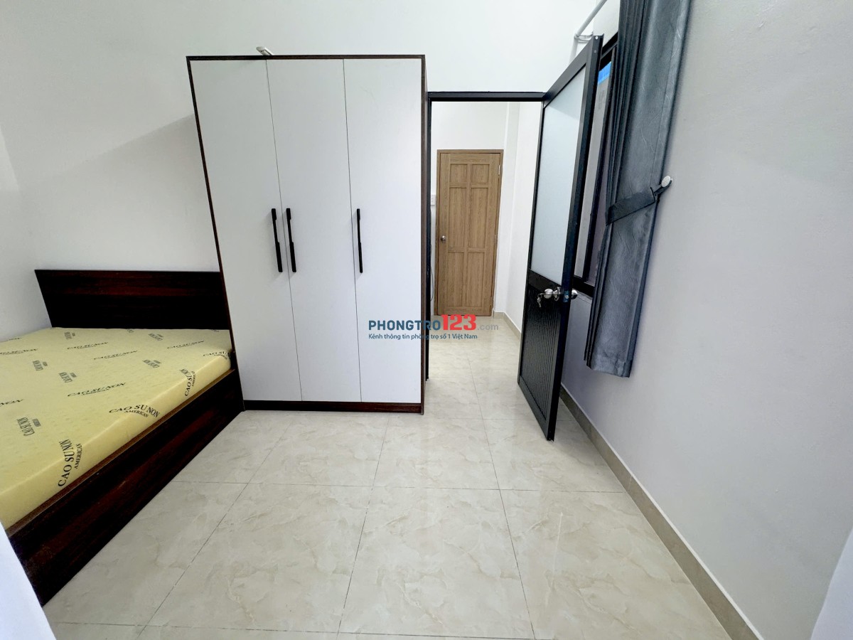Căn Hộ 1PN 40m2 Full Nội Thất, Ban công gần chợ Bà Chiểu, Bình Thạnh