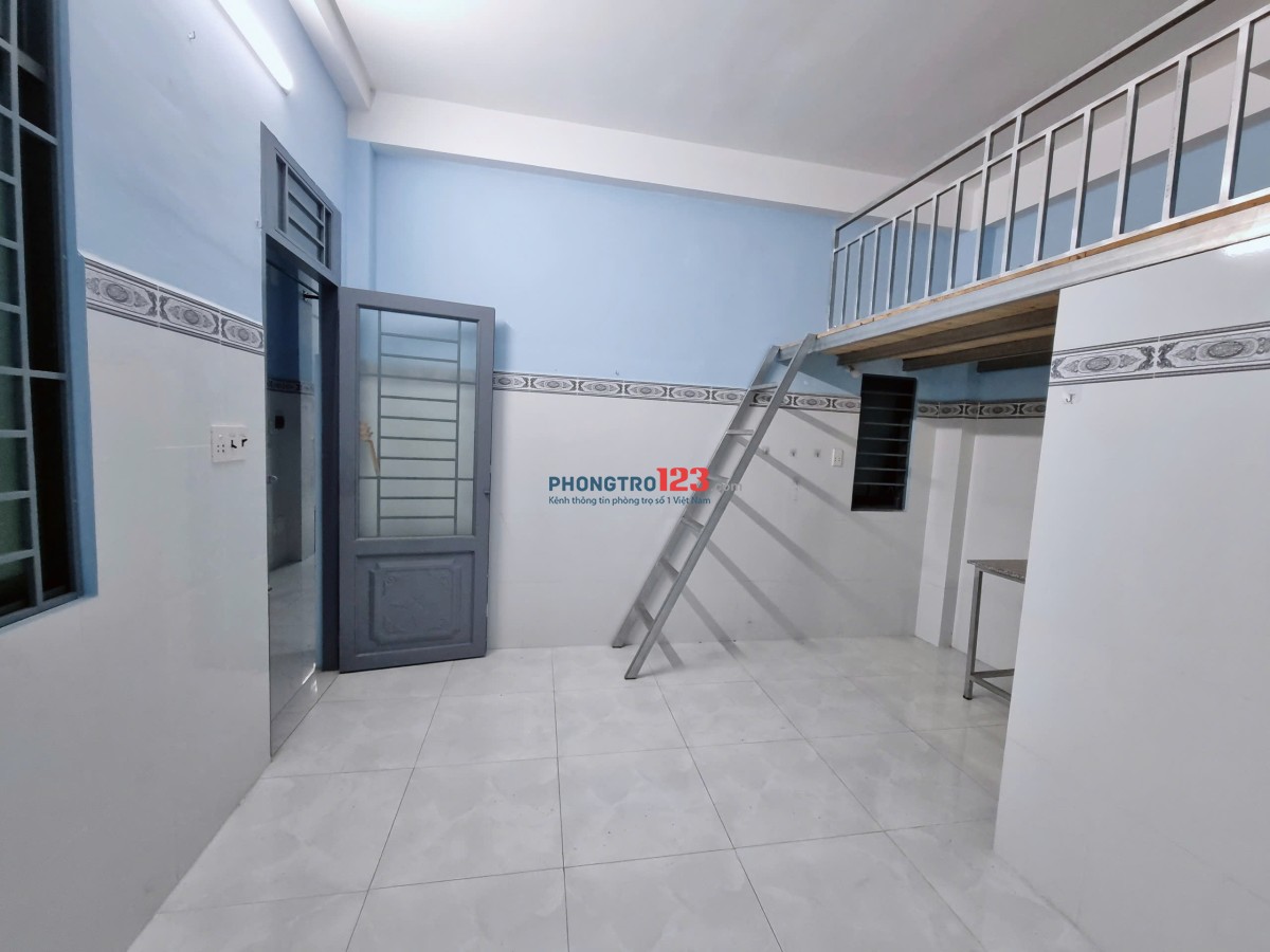 Phòng ngay Tô Ngọc Vân, Phạm Văn Đồng, cách nhà thờ Tam Hà 300m