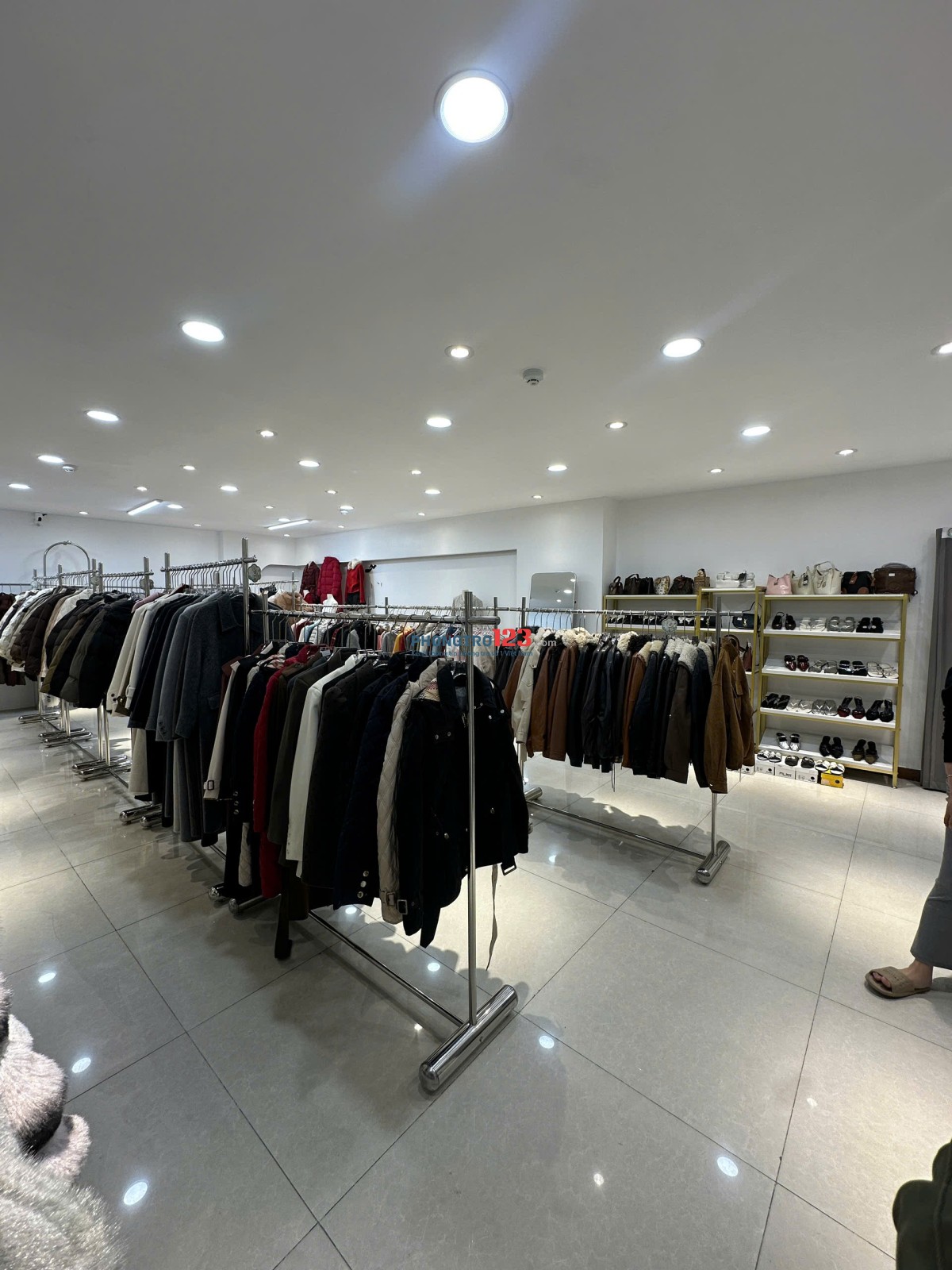 CHO THUÊ MBKD - MẶT PHỐ DUY TÂN - 70M2X3T - MT 6M - DOANH THU NGON. 50TR/TH