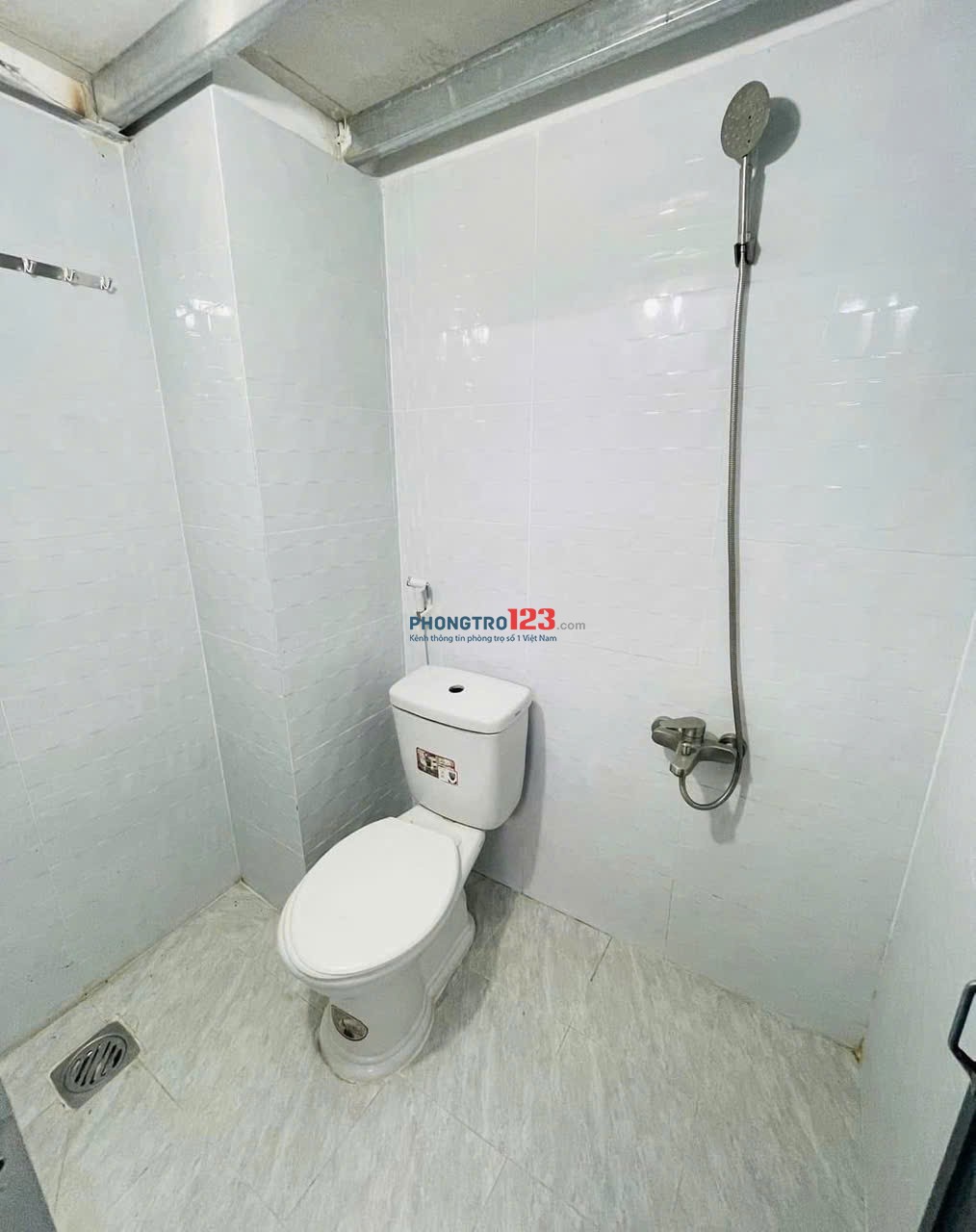 Phòng 30m2 rộng rãi ngay Lê Văn Việt, gần ngã 4 Thủ Đức, trường Tài Chính Marketing