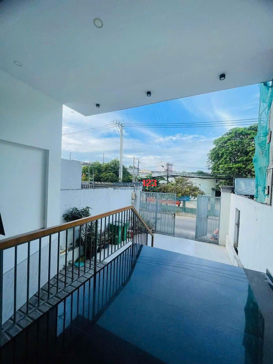 Mặt bằng kinh doanh, mặt tiền đường số 8, ngay Hoàng Diệu 2, Thủ Đức, thuận tiện kinh doanh, làm VP