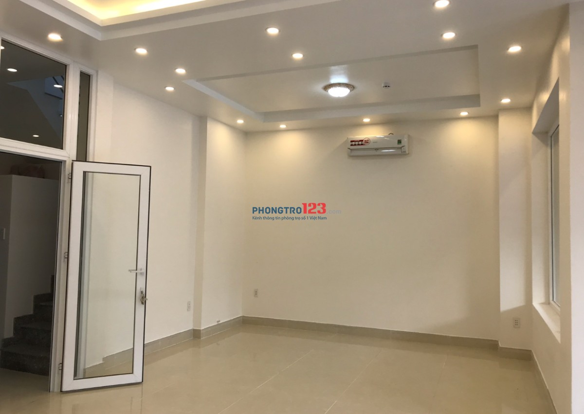 Cho thuê mặt bằng làm Showroom, Văn phòng, phòng học, Spa, kinh doanh online....mặt tiền12m, 64m2