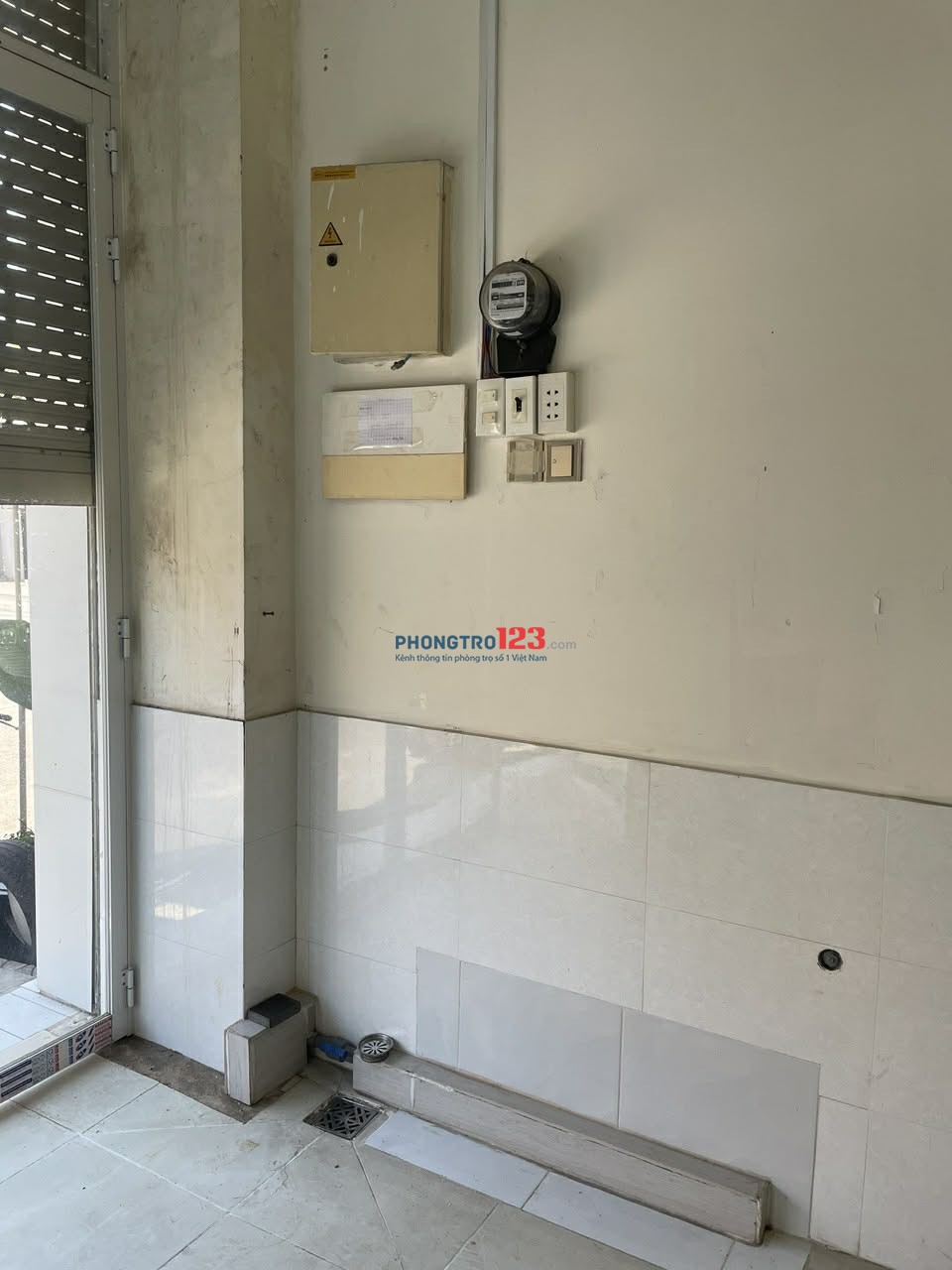 TRỌ 30M2 THOÁNG MÁT, KHÔNG CHUNG CHỦ, VS RIÊNG, ĐIỆN NƯỚC NHÀ NƯỚC, ĐƯỢC NẤU ĂN 0903933974