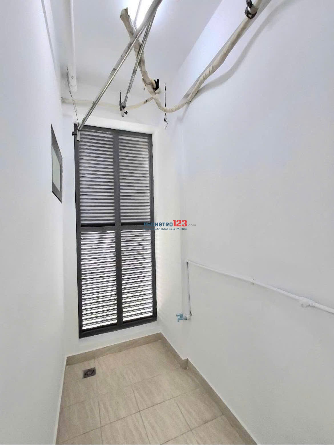 Chung cư Carillon5, Luỹ Bán Bích, TP: 2p ngủ, ban công, Nhà mới, 10tr/th.